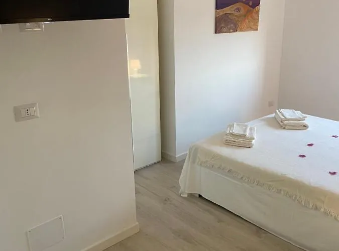 Il Belvedere לינה וארוחת בוקר 3*